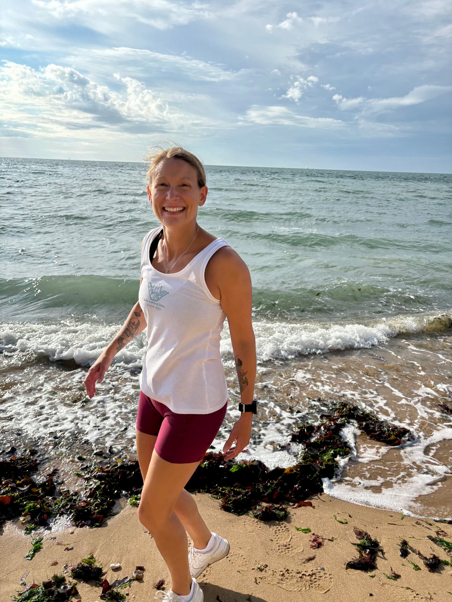 Women’s Organic Waves Basic Tank - White