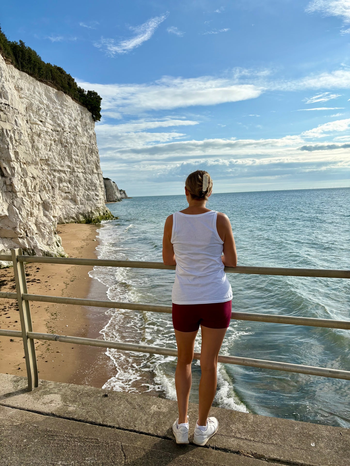 Women’s Organic Waves Basic Tank - White